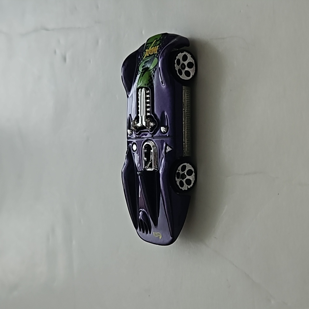 Hot Wheels car turbolence 1999 good pre-owned condition